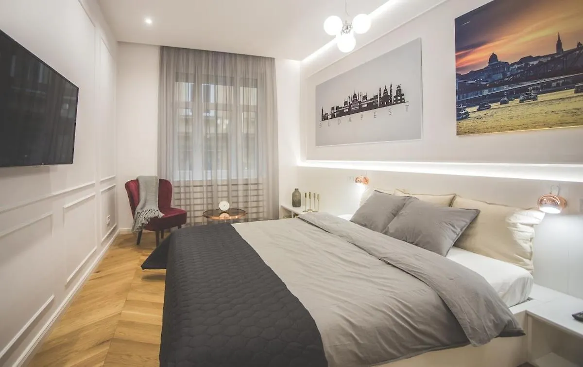Διαμέρισμα Stylish Comfy Suite W Balcony In Downtown Βουδαπέστη Ουγγαρία